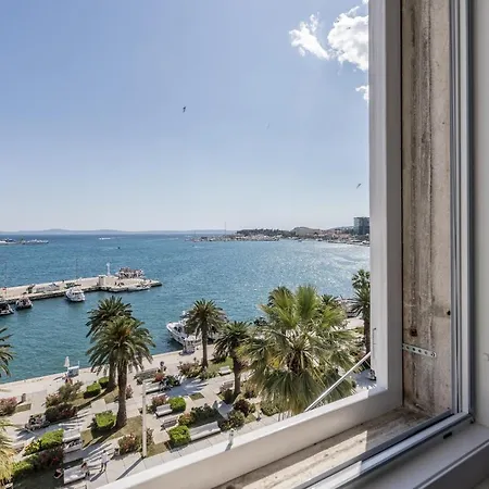 Seafront Luxury Joso * سبليت